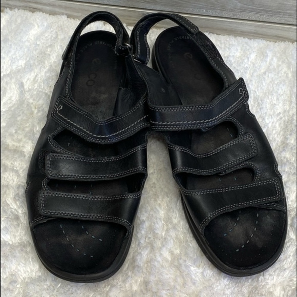 ECCO FLOWT WOMEN'S FLAT SANDAL Black 42 US 11/11.5